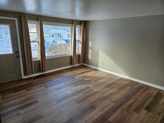 Photo - 3922 Springwood Dr