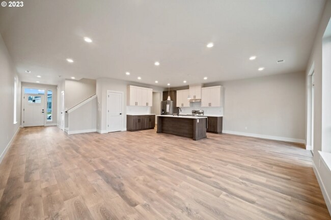 Photo - 2418 NE 2nd Ct Unit N/A