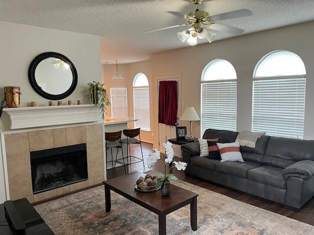 Photo - 8504 Saffron Dr