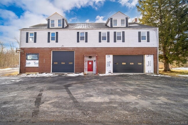 Building Photo - 2213 Mt Hope Rd Unit A