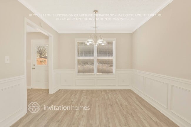 Photo - 115 E Lawn Dr