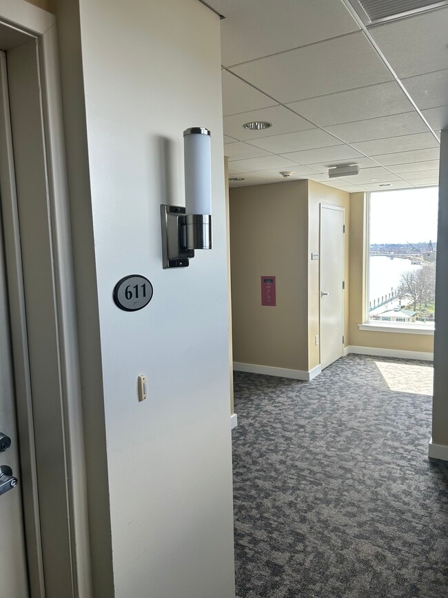 Unidad final de la puerta delantera - 530 Harlan Blvd Unidad 611