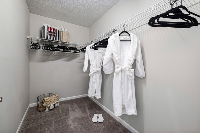 Photo - Fieldstone Apartment Homes