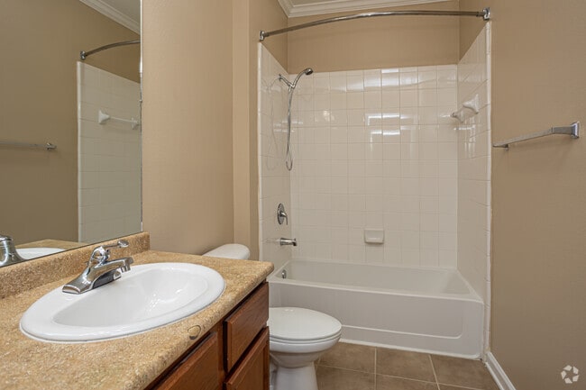 1HAB, 1BA - 997SF - The Park at Whispering Pines