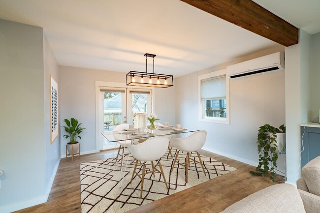 Photo - 7325 NE Mallory Ave