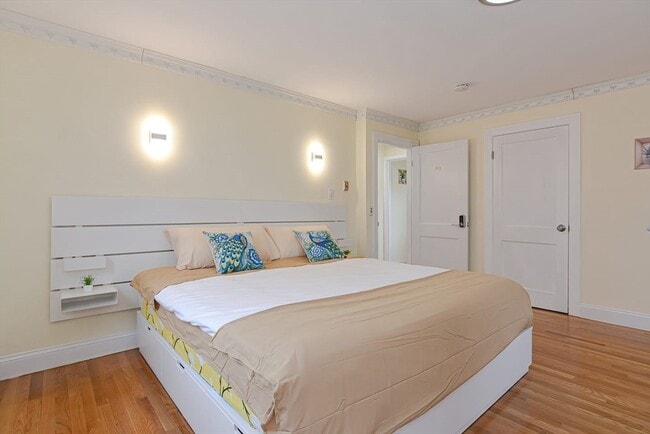 20 Gay St