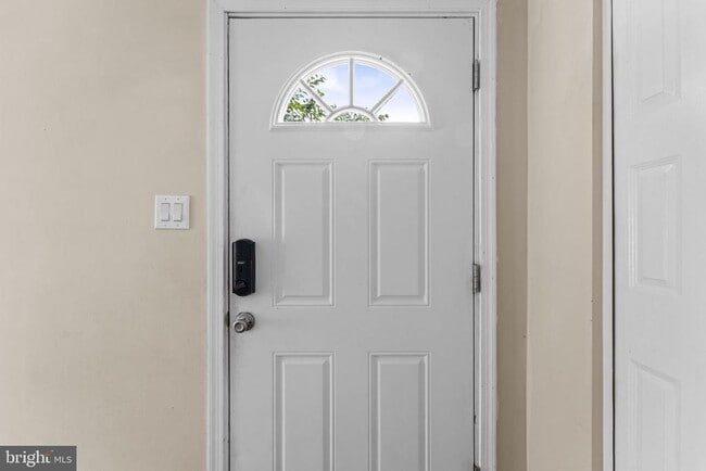 Photo - 7302 Rokeby Dr
