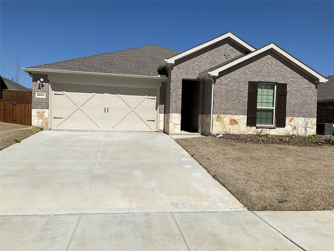 Building Photo - 6021 Tudor Pl