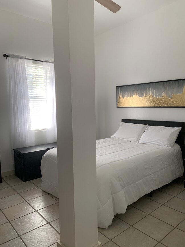 89 Sunset Ave Unit B