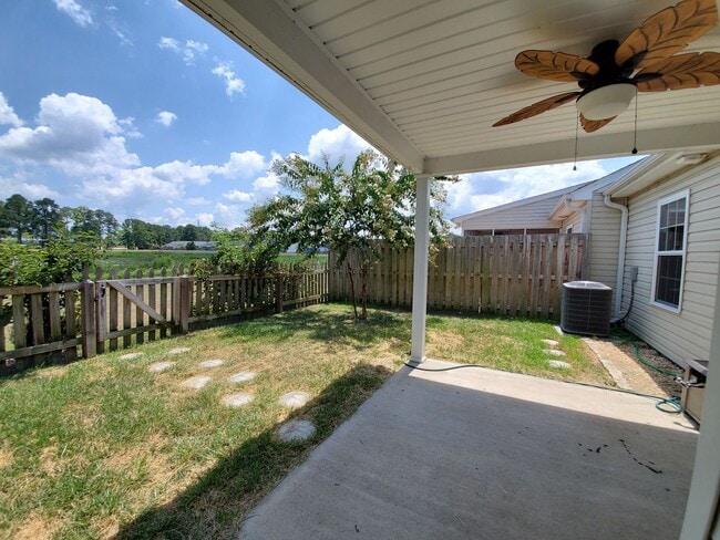 Photo - 198 Buckhaven Way