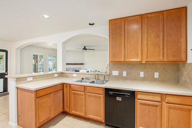 Photo - 22110 Field Green Dr