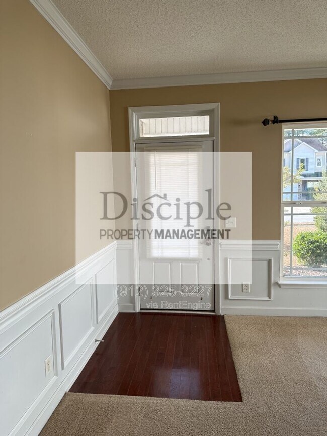 136 Magnolia Dr