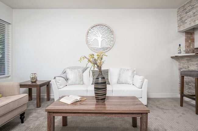 Photo - 1681 Bayview Heights Dr Unit 32