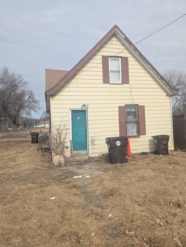 Photo - 2020 W Proctor St