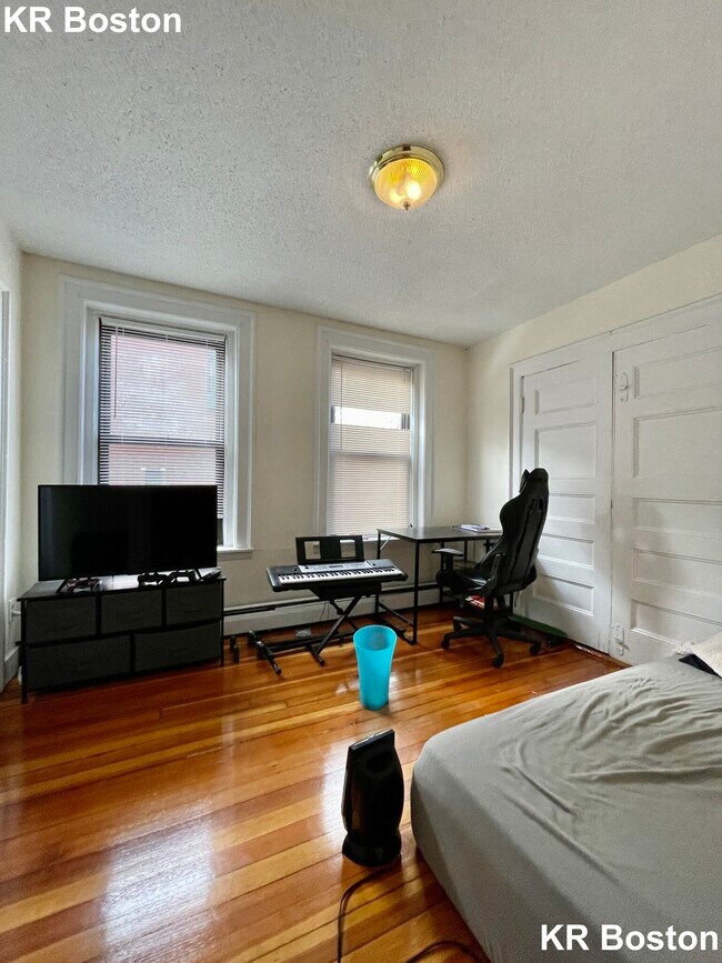 Photo - 604 Columbus Ave Unit 5