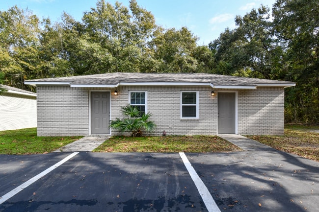 Building Photo - 5094 J E L Dr Rental