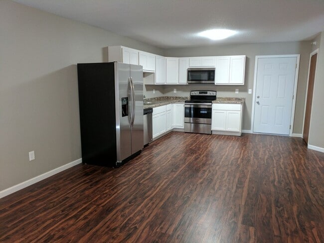 Photo - Rosewood Apartments
