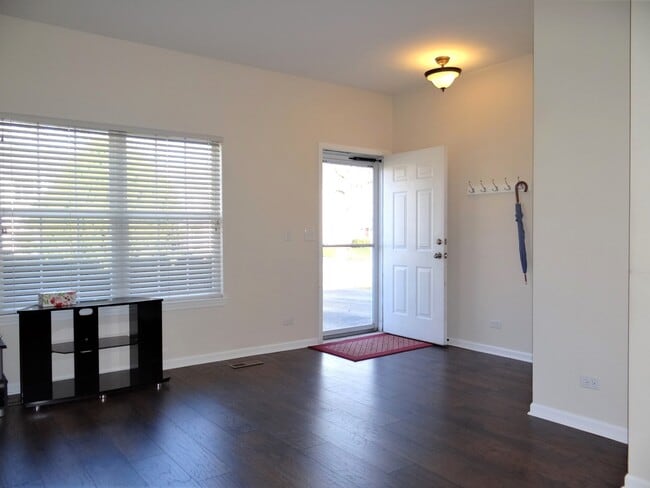 2818 Alameda Ct