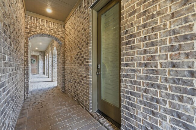 Photo - 111 N Bimini Twist Cir