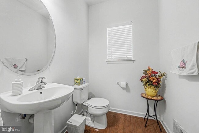 Photo - 9 Woodmere Avenue