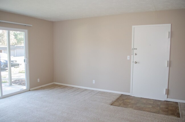 Spring Acres Apartments