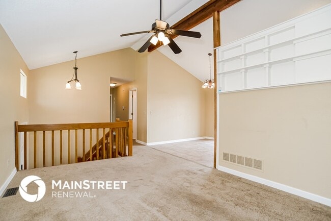 Photo - 611 W Sunrise Dr