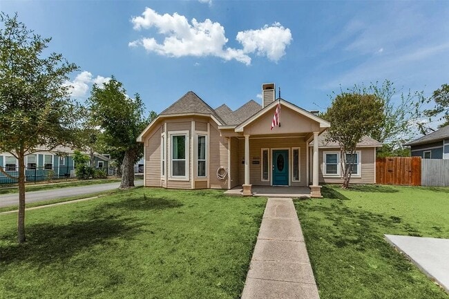 Building Photo - 5501 East Side Ave