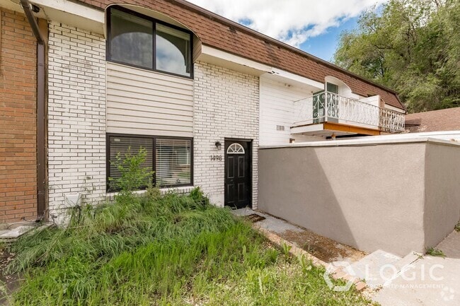 Building Photo - Beautiful Place in Prime Location! Rental