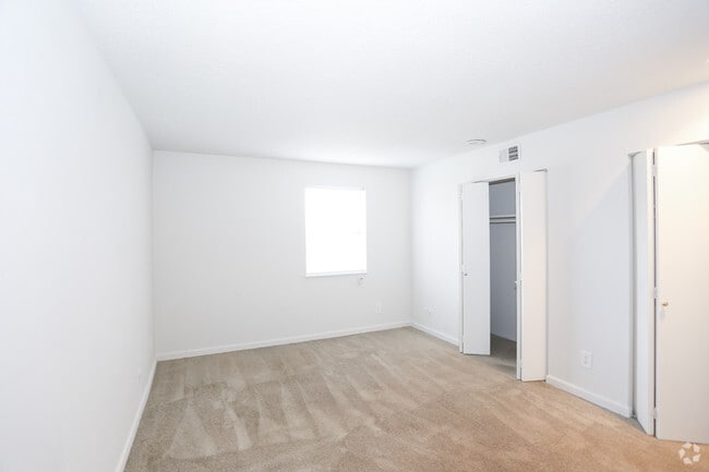 Canyon Creek Apartments