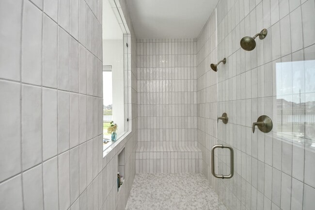 Photo - 4914 Olive Province Ln