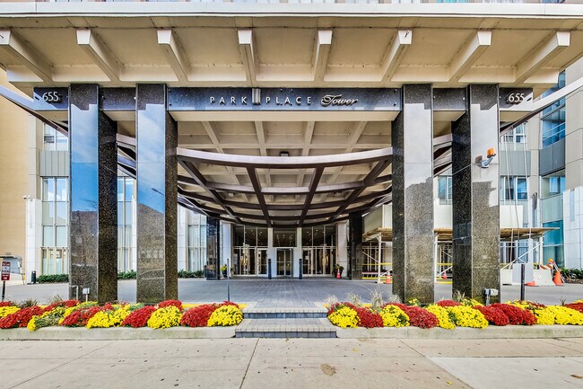 Photo - 655 W Irving Park Rd Unidad 606