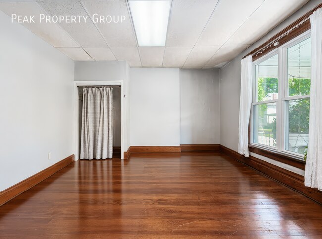 Photo - 202 W 8th Ave