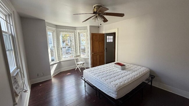 Photo - 92 Wallace St Unidad 1