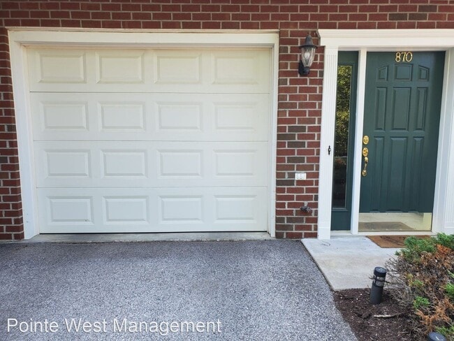 2 br, 2.5 bath House - 870 Oak Tree Blvd - 2 br, 2.5 bath House - 870 Oak Tree Blvd