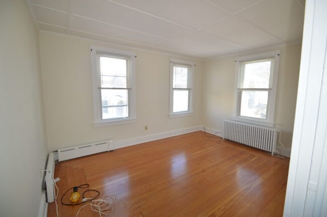 Photo - 20 Dixon St Unit 2