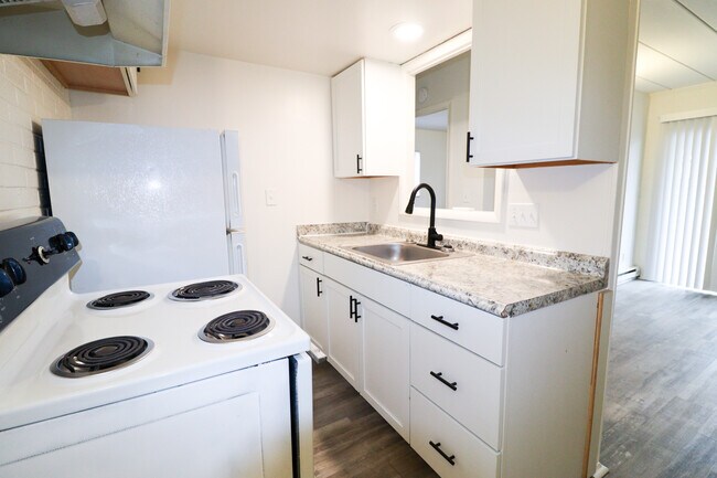 Photo - 2323 Beechmont Ave