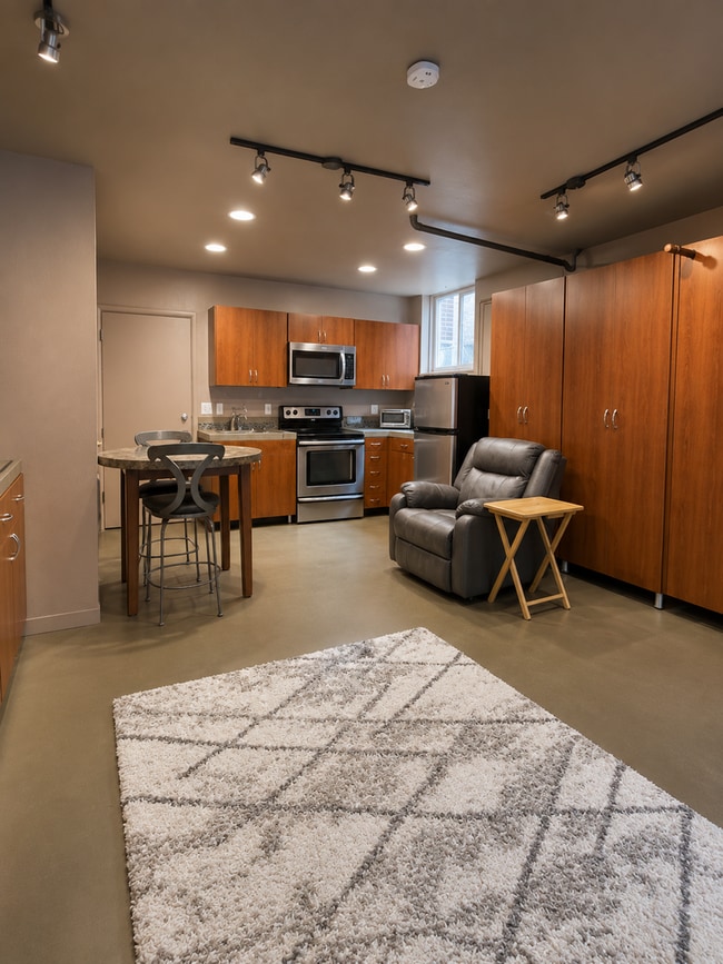 Photo - 1495 Wright St Unit 1495 Wright - Studio