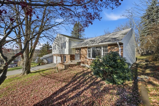 Photo - 203 Sumner Ave