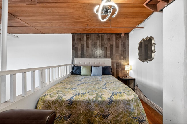 Photo - 227 Iron St Unidad ID1438327P