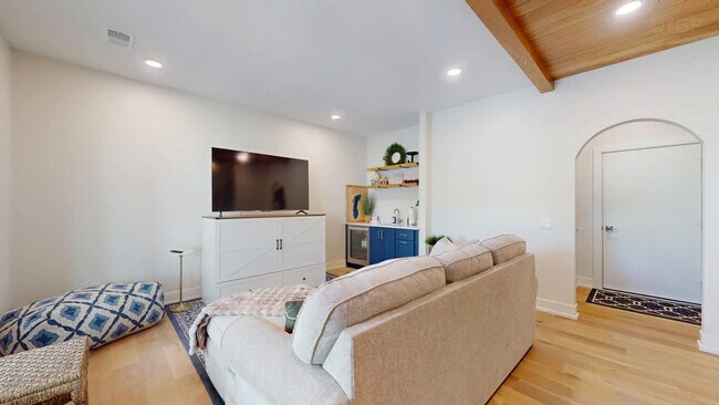 16023 Goodwin Ave Unit SI ID1583707P
