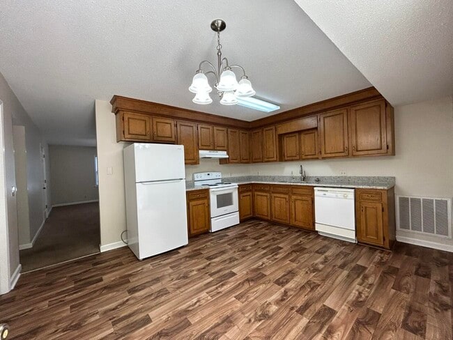 166 Gertrude Dr