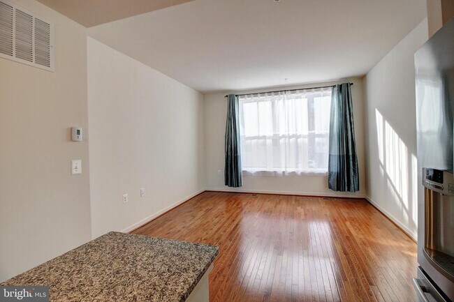 Photo - 1414 Wheyfield Dr