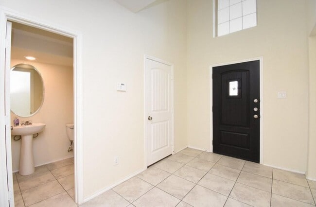 Photo - 9431 Summer River Dr