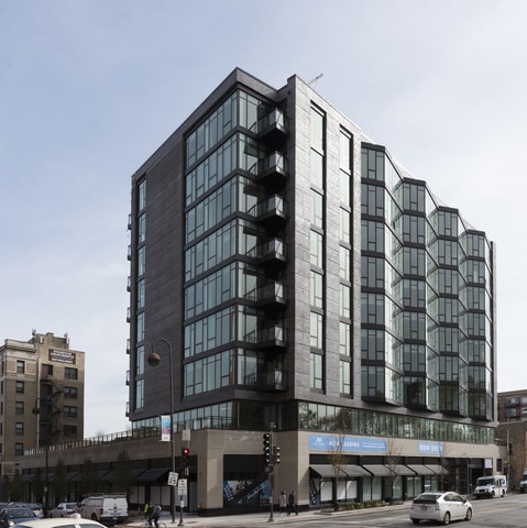 Building Photo - 847 Chicago Ave Unit 303 Rental