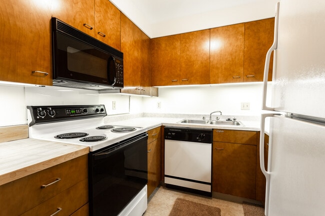 Photo - Cambridge Apartments 55+