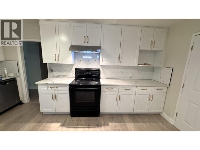 Photo - 5552 Jersey Ave