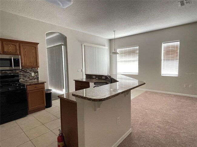 Photo - 227 Pamona St