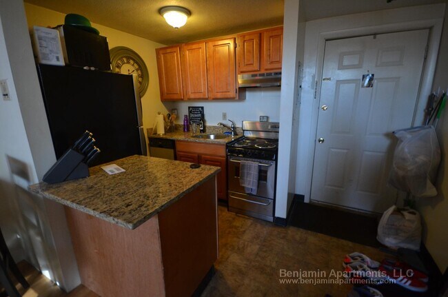 Photo - 385 Dorchester St Unit A8