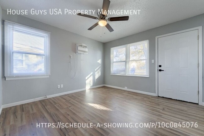 Photo - 6102 E 153 Terrace Unit B