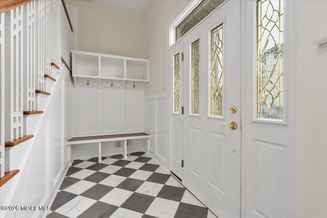 Photo - 410 1st Ave